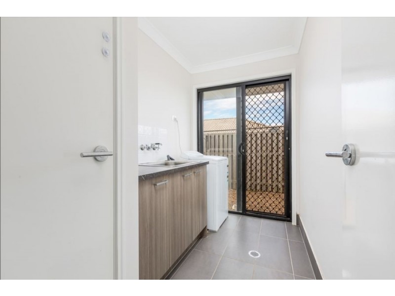 3 Emeraldwood Street, Fernvale QLD 4306