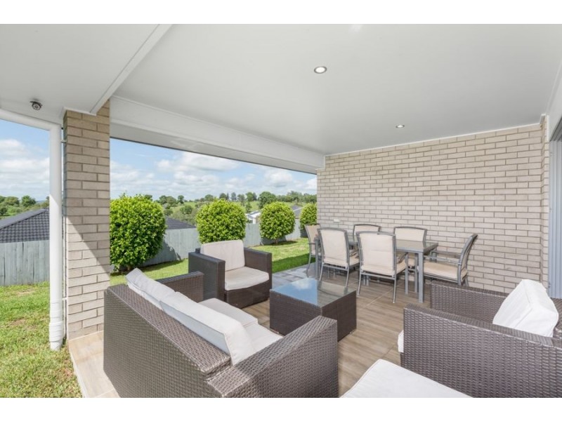 5 Fawnwood Street, Fernvale QLD 4306