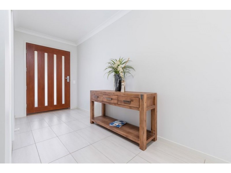 5 Fawnwood Street, Fernvale QLD 4306