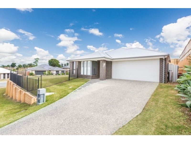 30 Emeraldwood Street, Fernvale QLD 4306