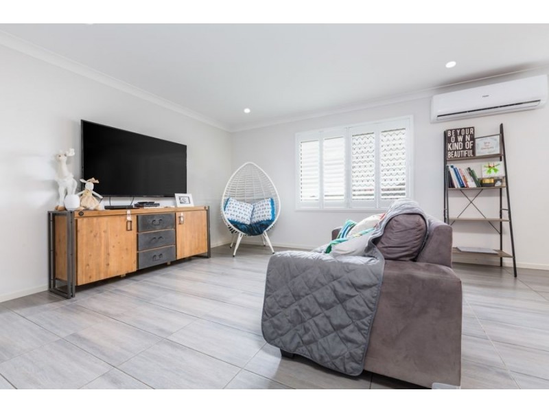 30 Emeraldwood Street, Fernvale QLD 4306