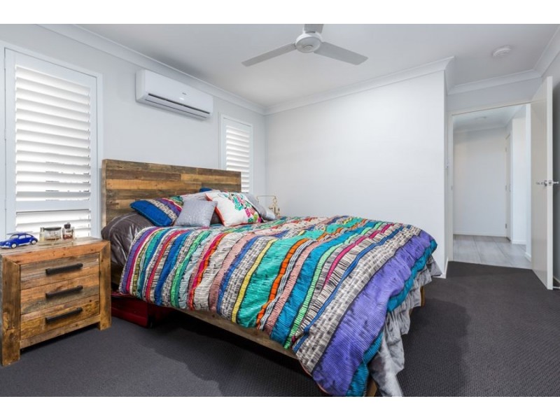 30 Emeraldwood Street, Fernvale QLD 4306