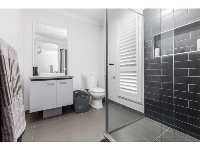 30 Emeraldwood Street, Fernvale QLD 4306