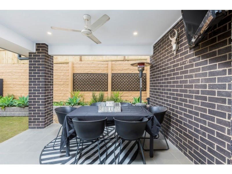 30 Emeraldwood Street, Fernvale QLD 4306