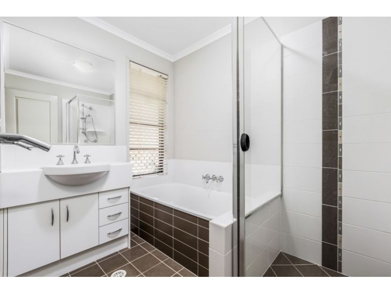 39 McHale Way, Willowbank QLD 4306