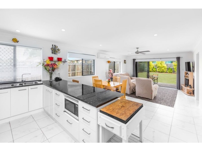 62 Jacaranda Drive, Yamanto QLD 4305