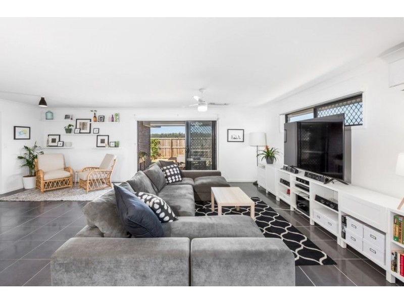 76 Wallace Street, Walloon QLD 4306