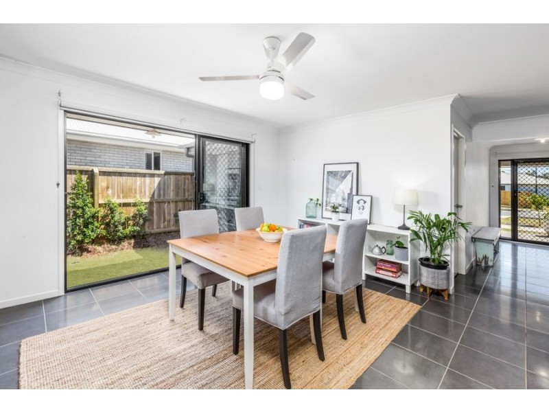 76 Wallace Street, Walloon QLD 4306