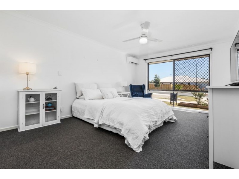 76 Wallace Street, Walloon QLD 4306