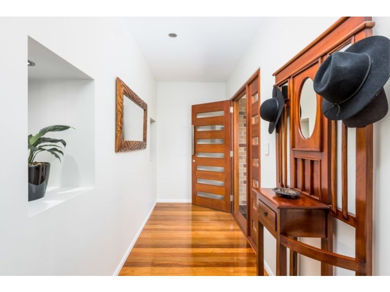 12 Banbury Court, Willowbank QLD 4306