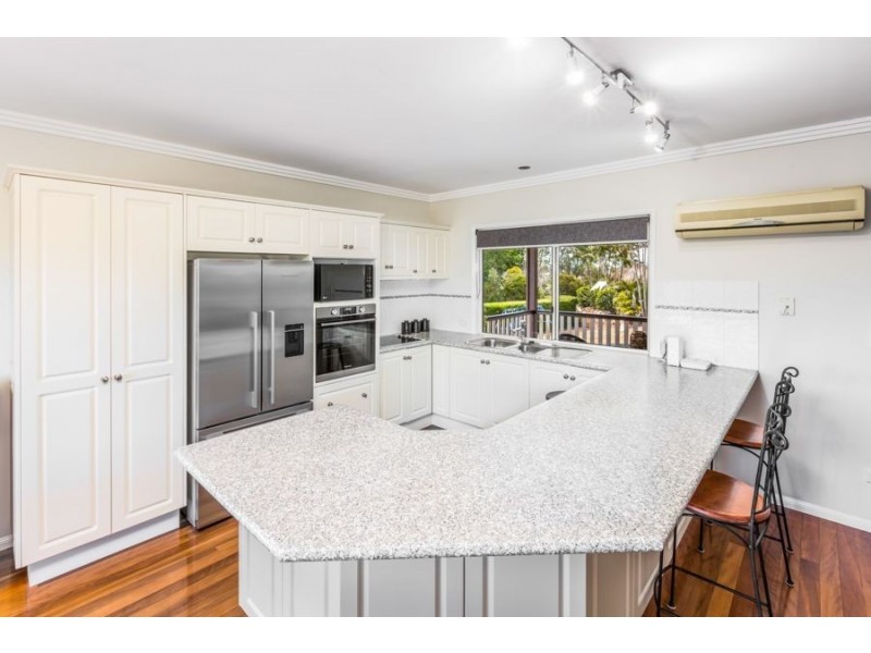 12 Banbury Court, Willowbank QLD 4306