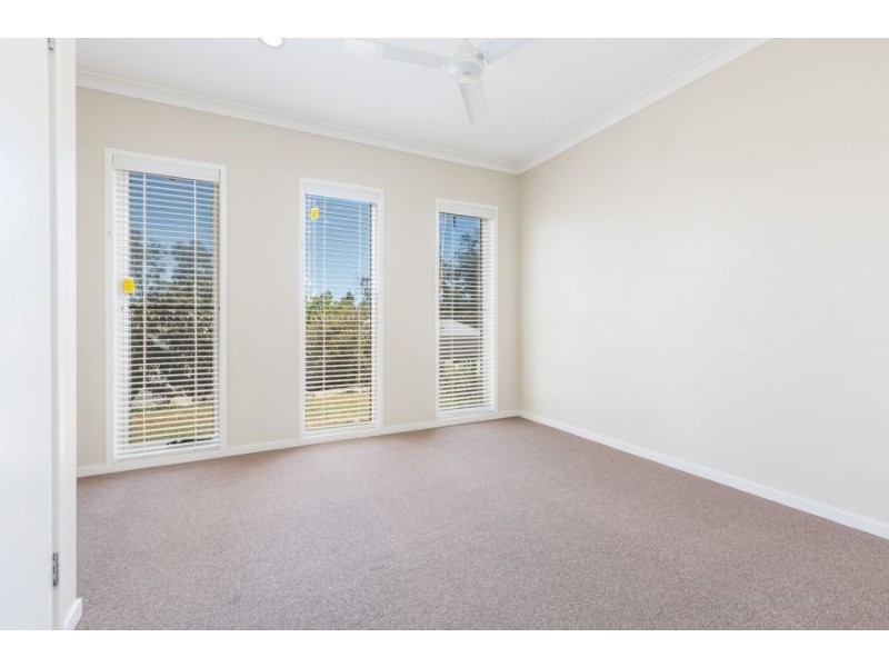 5 Dalewood Place, Fernvale QLD 4306
