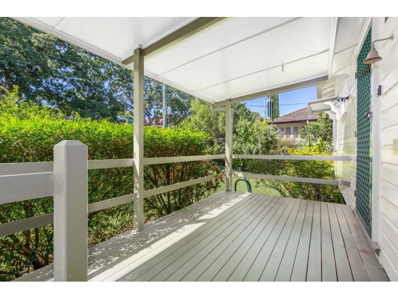 1 Milford Street, Ipswich QLD 4305