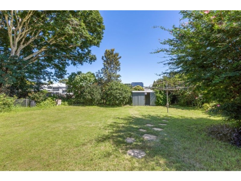 1 Milford Street, Ipswich QLD 4305