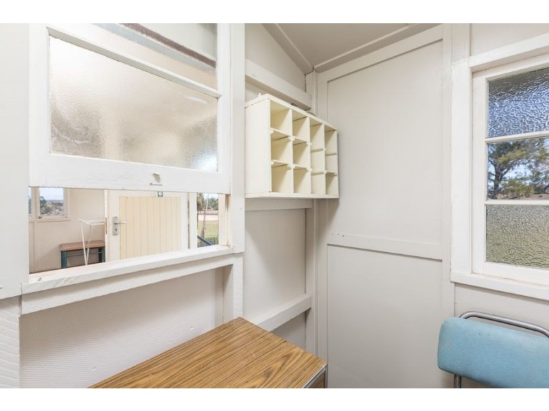 2279 Warrego Highway, Haigslea QLD 4306