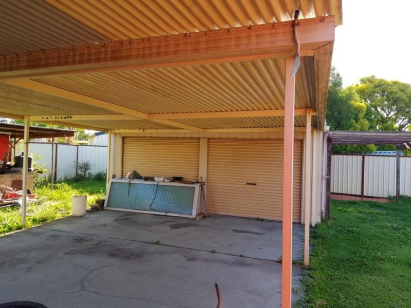 6 Kirsty Crecent, Hassall Grove NSW 2761