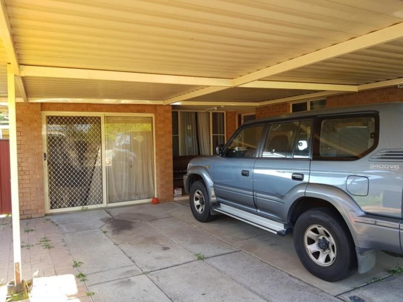 6 Kirsty Crecent, Hassall Grove NSW 2761