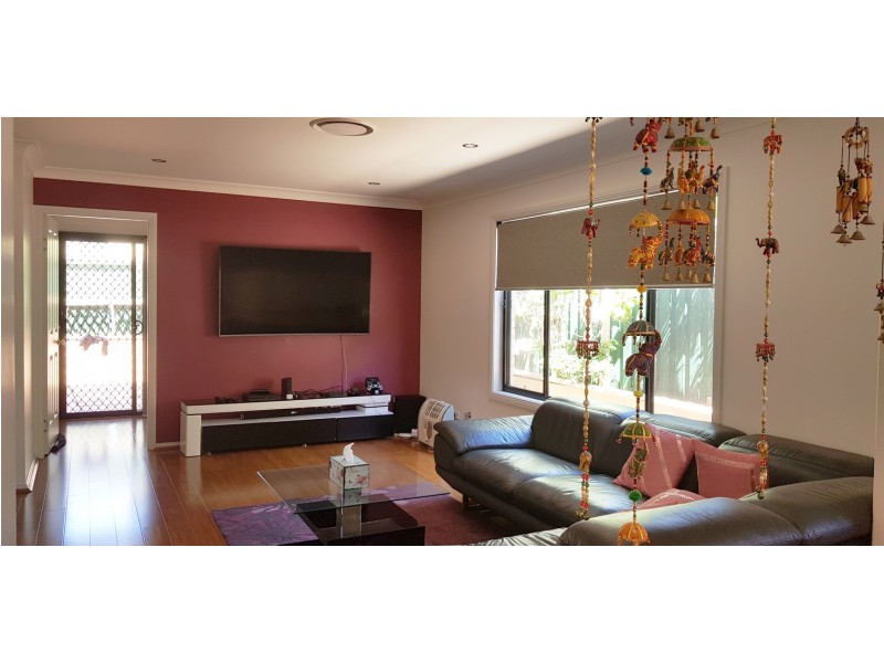 8 warooga Avenue, Baulkham Hills NSW 2153