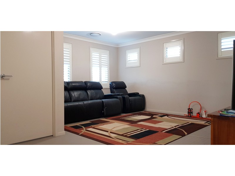 18  Diamond Hill Circuit, Edmondson Park NSW 2174