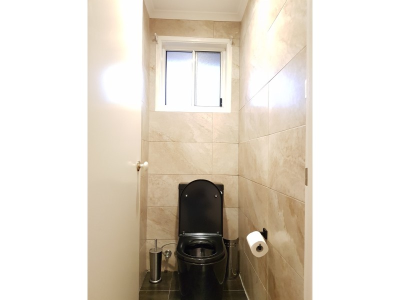 12 Hyde park Court, Wattle Grove NSW 2173