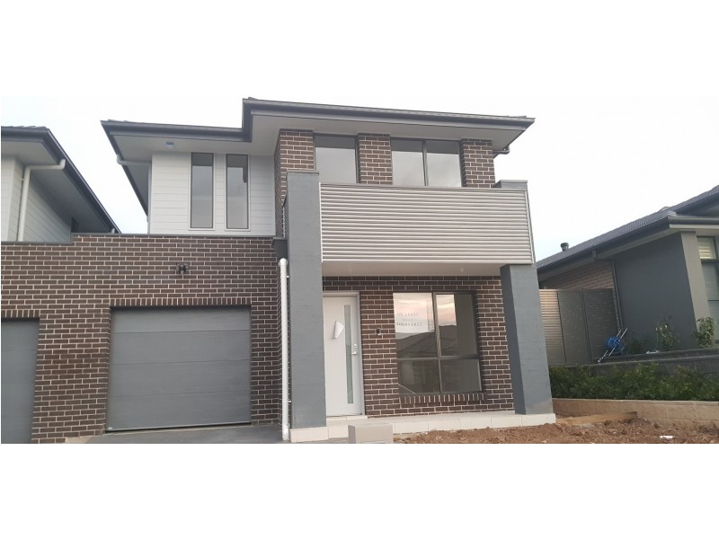 23 chesham Street, Oran Park NSW 2570