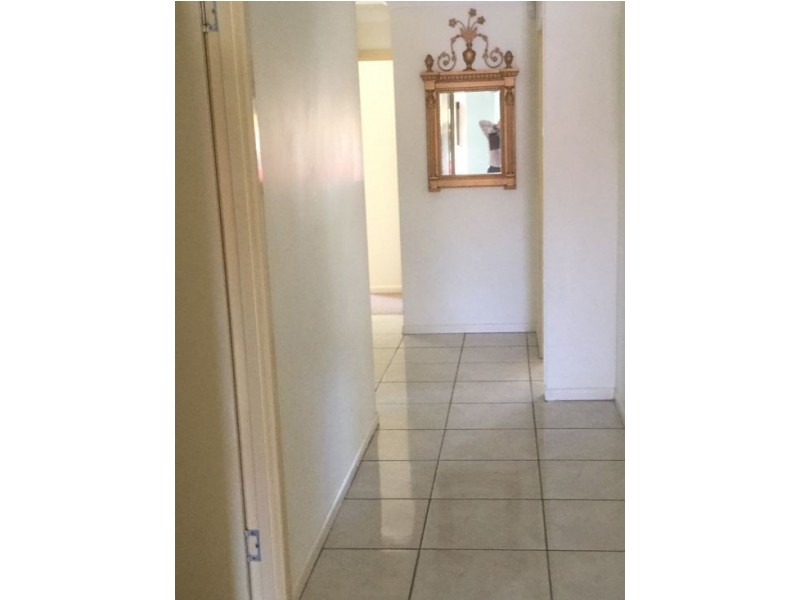 32 Warrigal Road, Runcorn QLD 4113