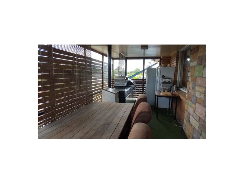 16 Boodera St, Oxley QLD 4075