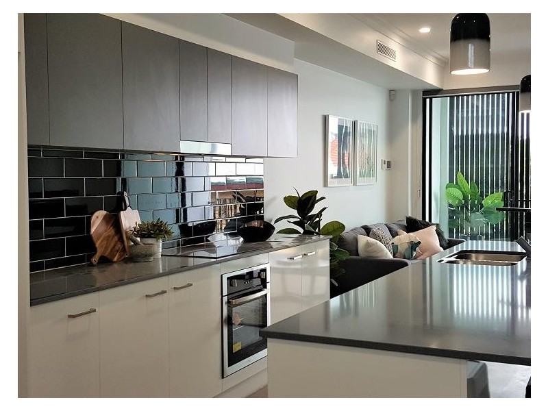 4/49-51 Murarrie Road, Murarrie QLD 4172