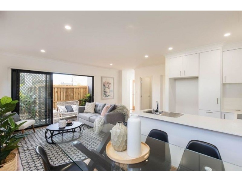 2 / 9 Blackburn Lane, Moorooka QLD 4105