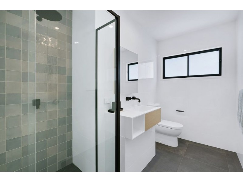 4 / 67 Dansie Street, Greenslopes QLD 4120