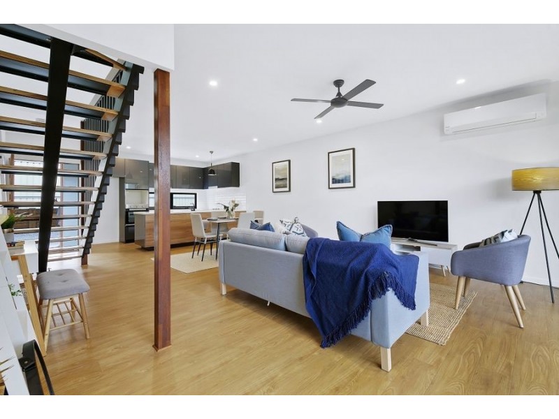 4 / 67 Dansie Street, Greenslopes QLD 4120