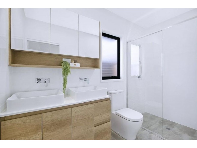 4 / 207 Melton Road, Nundah QLD 4012