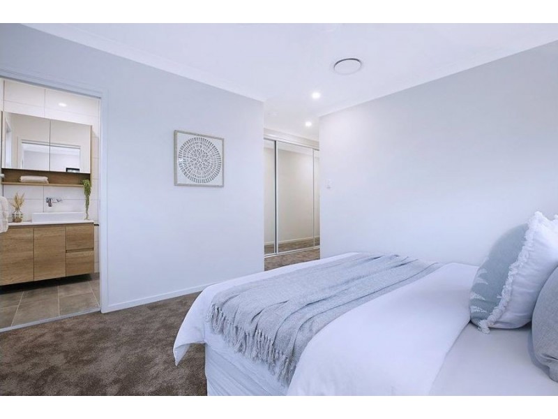 4 / 207 Melton Road, Nundah QLD 4012