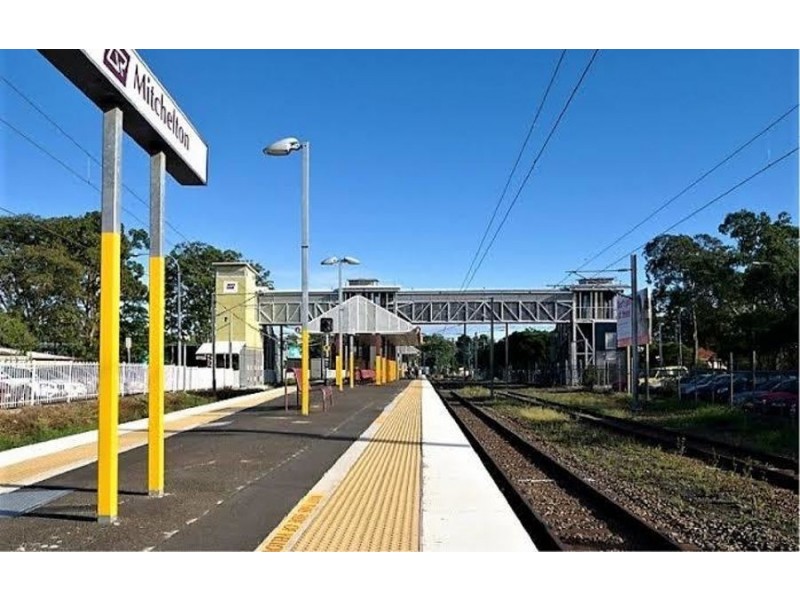 4 / 22 University Road, Mitchelton QLD 4053