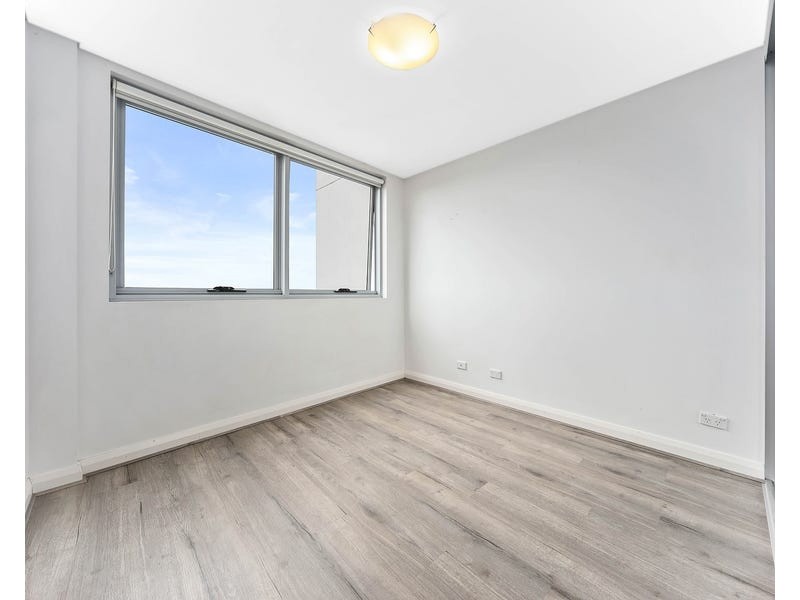 93/1-3 Bigge Street, Liverpool NSW 2170