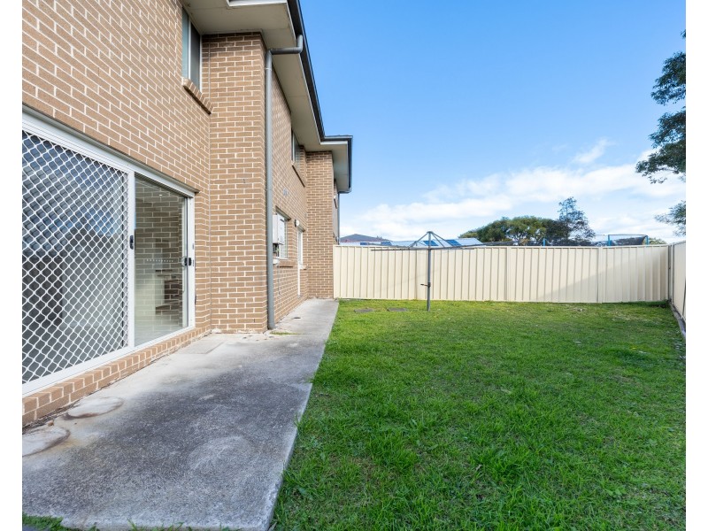 16 Boab Place, Casula NSW 2170