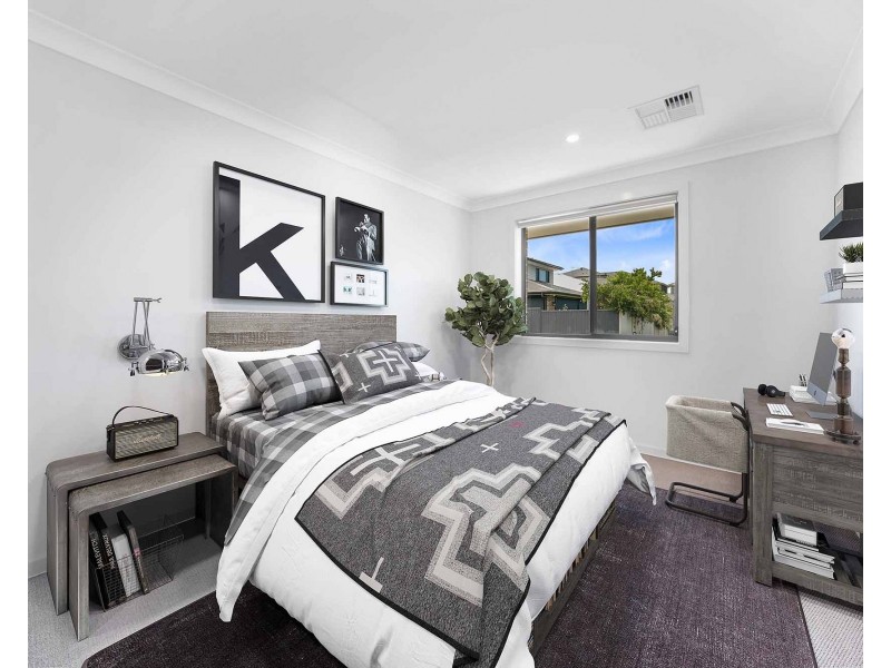 58 Mary Ann Drive, Glenfield NSW 2167