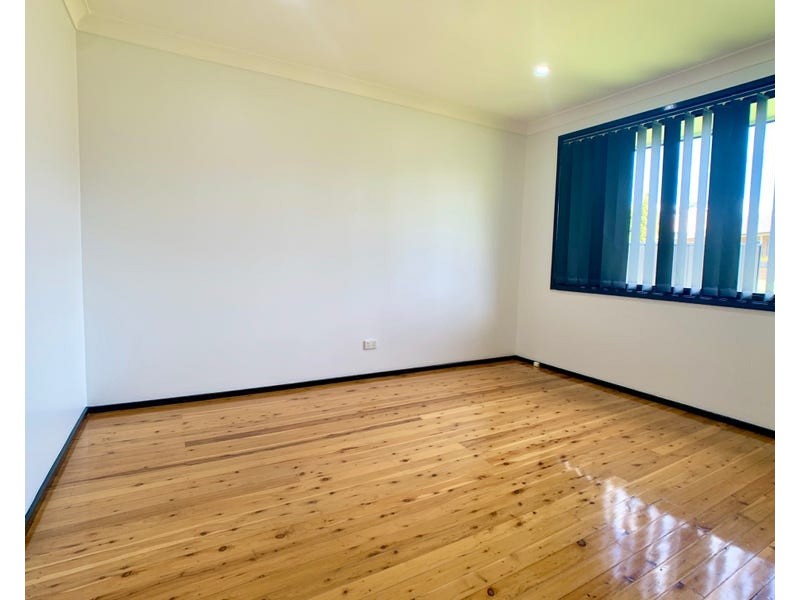 16 Mary Street, Wetherill Park NSW 2164