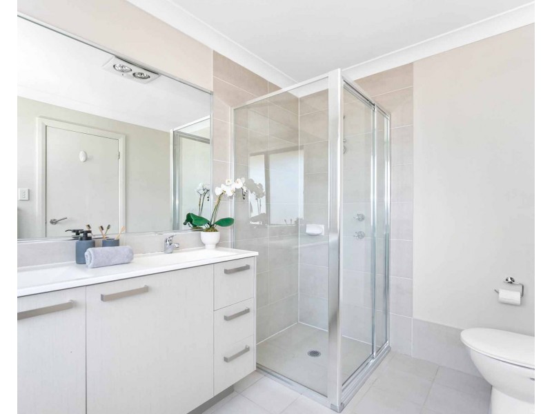 27 Boab Place, Casula NSW 2170