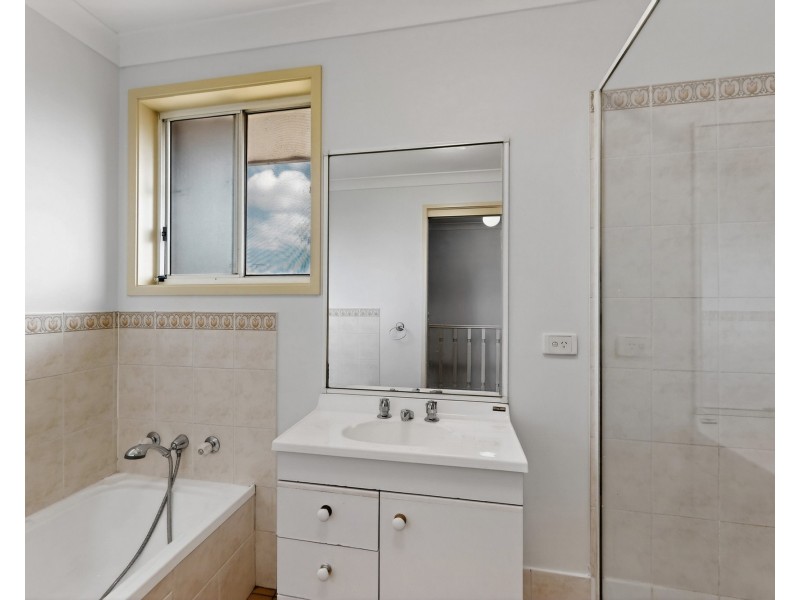 15/31 Holland Crescent, Casula NSW 2170