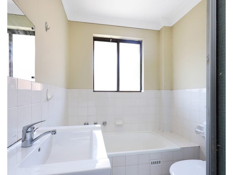 13/25-27 Mill Road, Liverpool NSW 2170