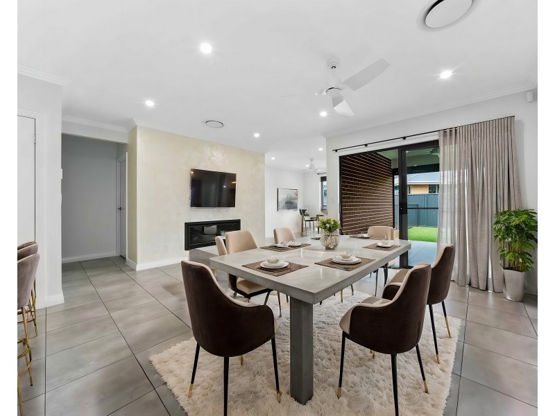 65 Wollahan Avenue, Denham Court NSW 2565
