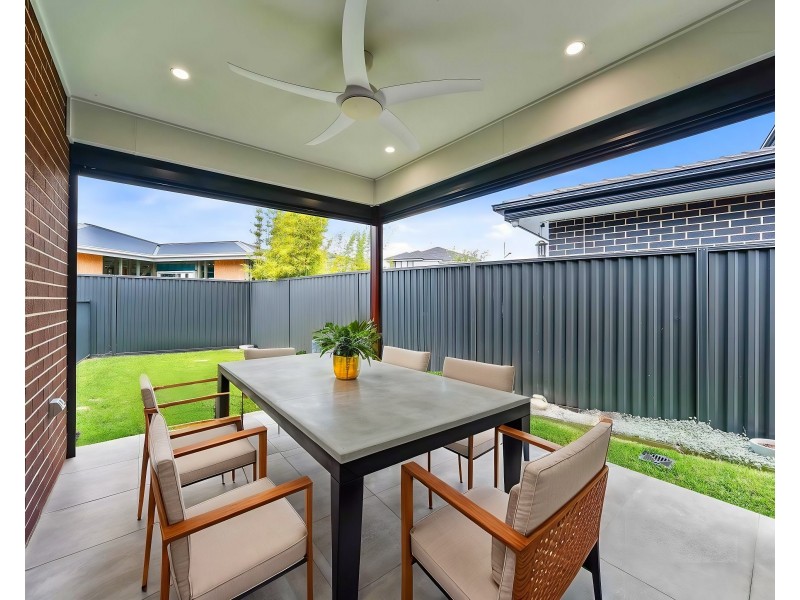 65 Wollahan Avenue, Denham Court NSW 2565