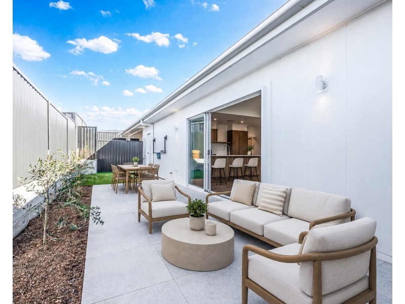 21 Waterson Circuit, Tahmoor NSW 2573
