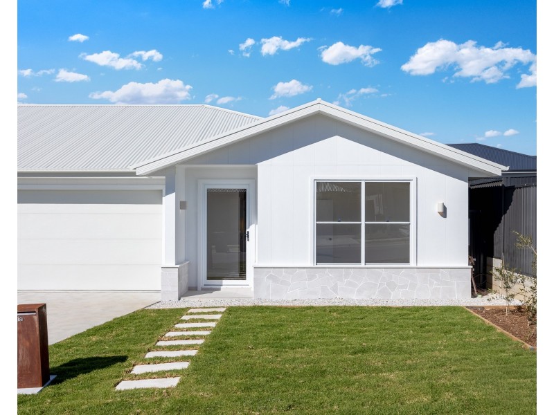 21A Waterson Circuit, Tahmoor NSW 2573