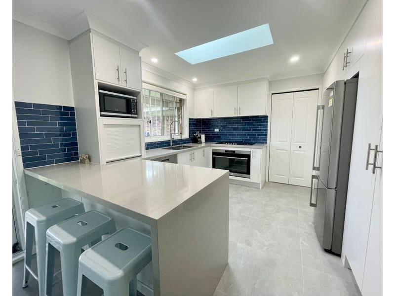 72 Coonawarra Street, Edensor Park NSW 2176