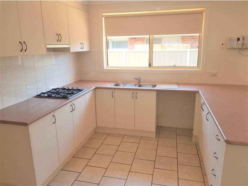 10 Cassar Crescent, Cranebrook NSW 2749