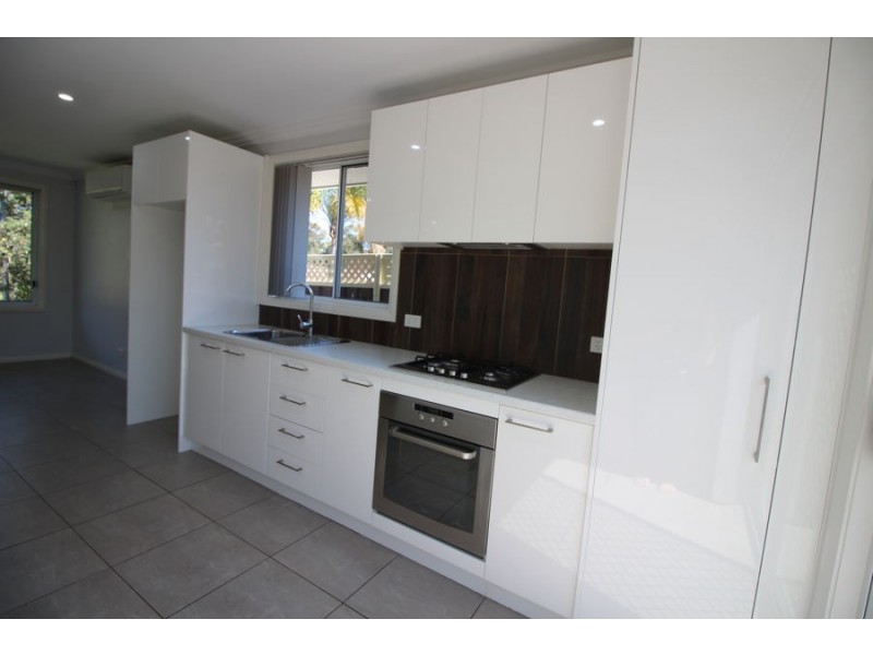 21A Heron Crescent, St Clair NSW 2759