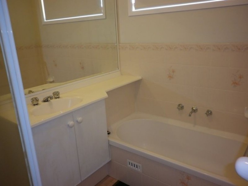 37 Azzopardi Avenue, Glendenning NSW 2761