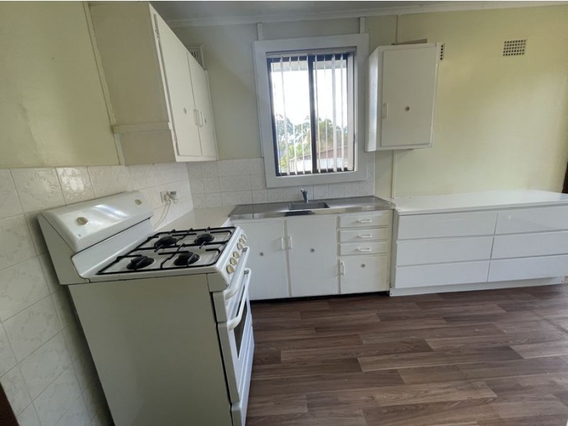 56 Maple Rd, North St Marys NSW 2760